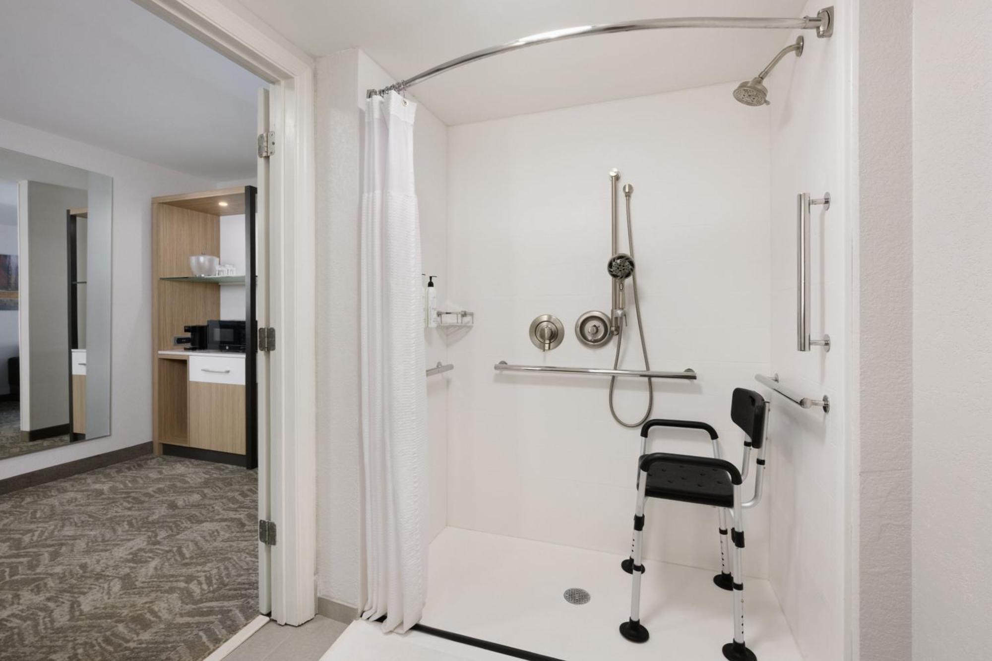 Springhill Suites Нюнан Екстериор снимка