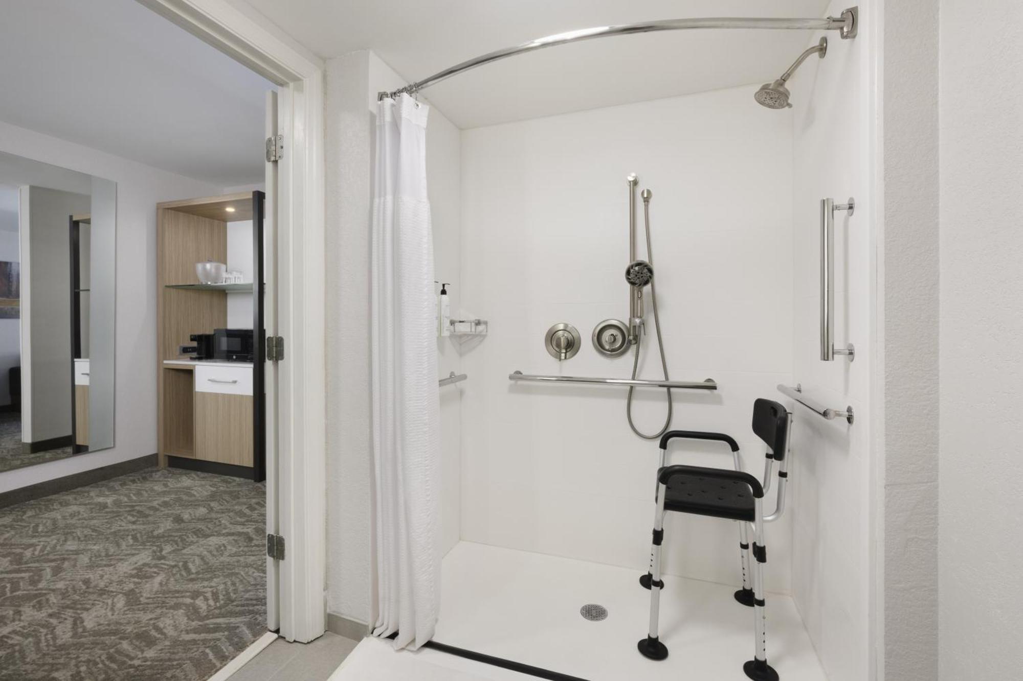 Springhill Suites Нюнан Екстериор снимка