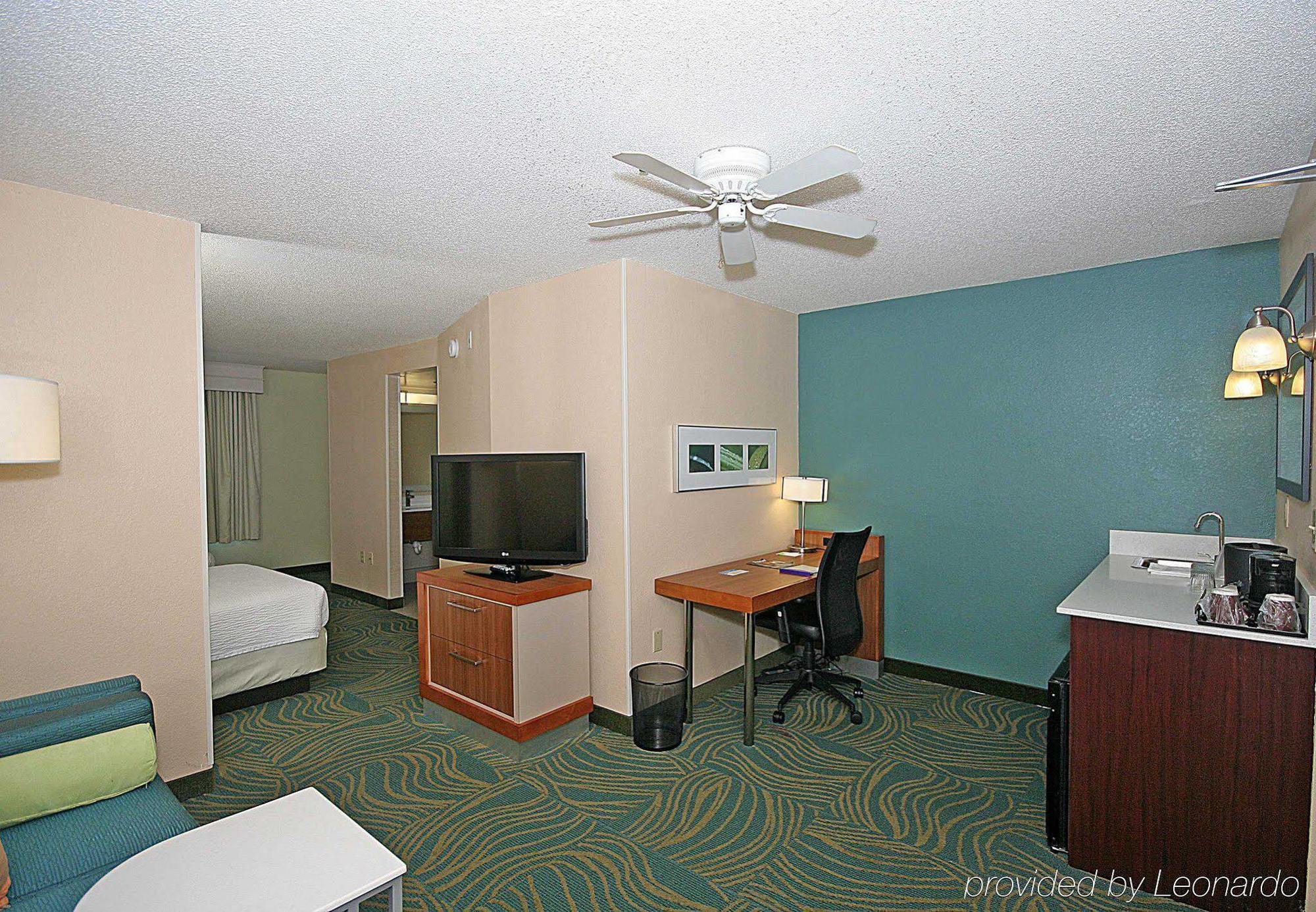 Springhill Suites Нюнан Екстериор снимка